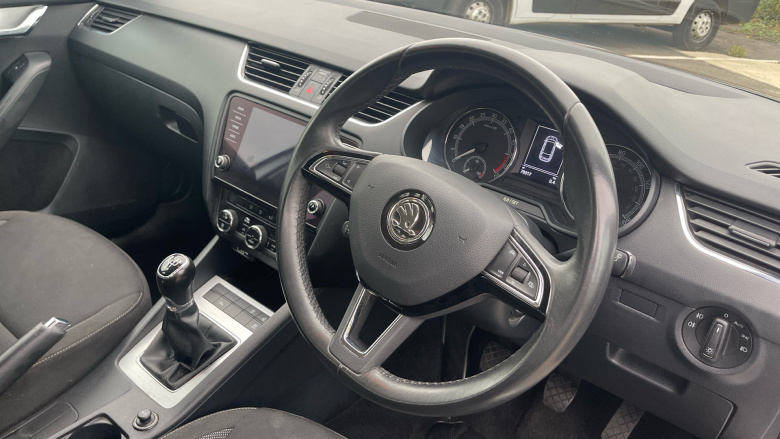 Skoda Octavia 1.6 TDI SE Technology 5dr Diesel Estate